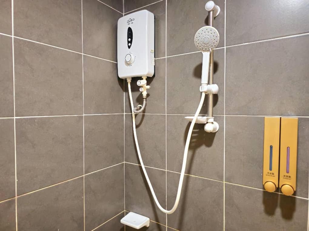 Apartemen 1 Dream - Tiara Imperio Netflix 酒店风格与齐全家具设备 *